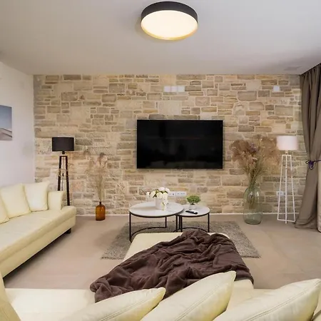 Villa Vellora By Istrialux *