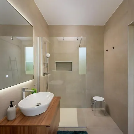 Vila Vellora By Istrialux *