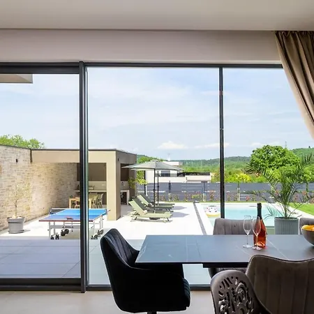 Vila Vellora By Istrialux